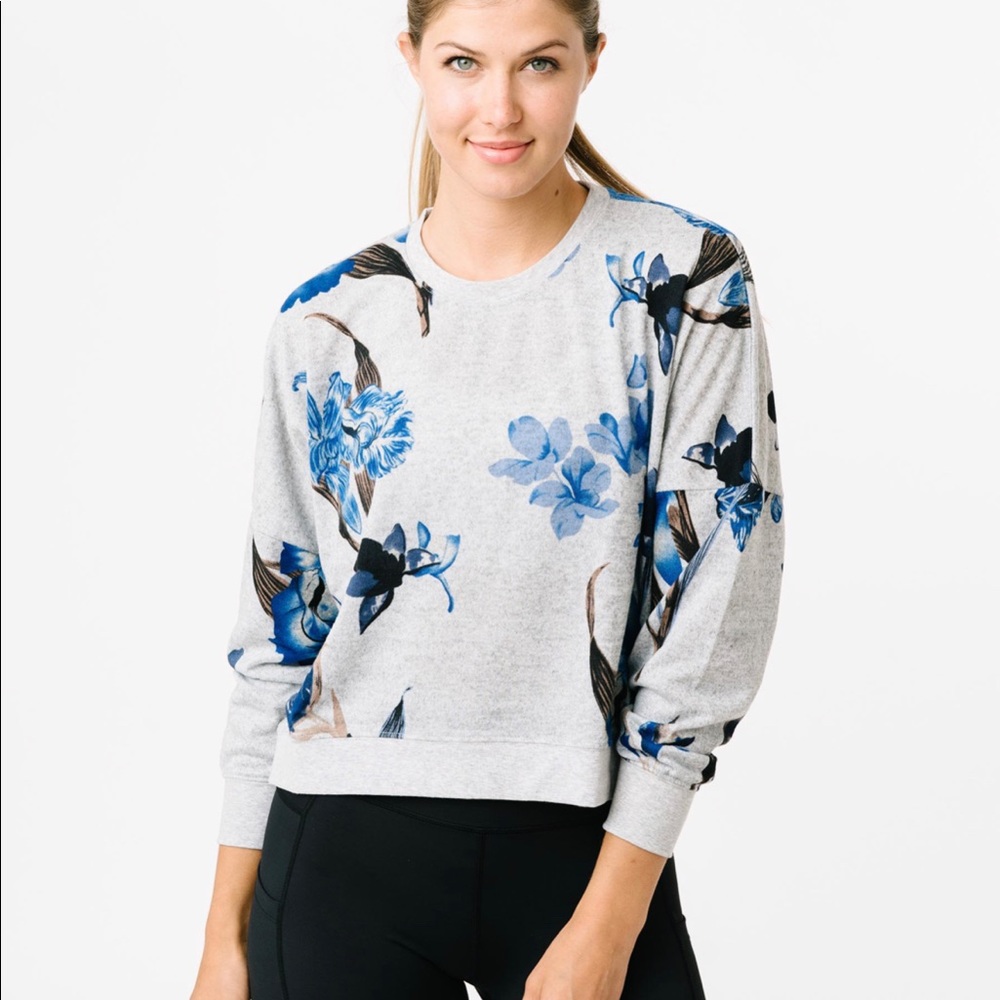 ZYIA Blue floral sweatshirt (XXL) NWT